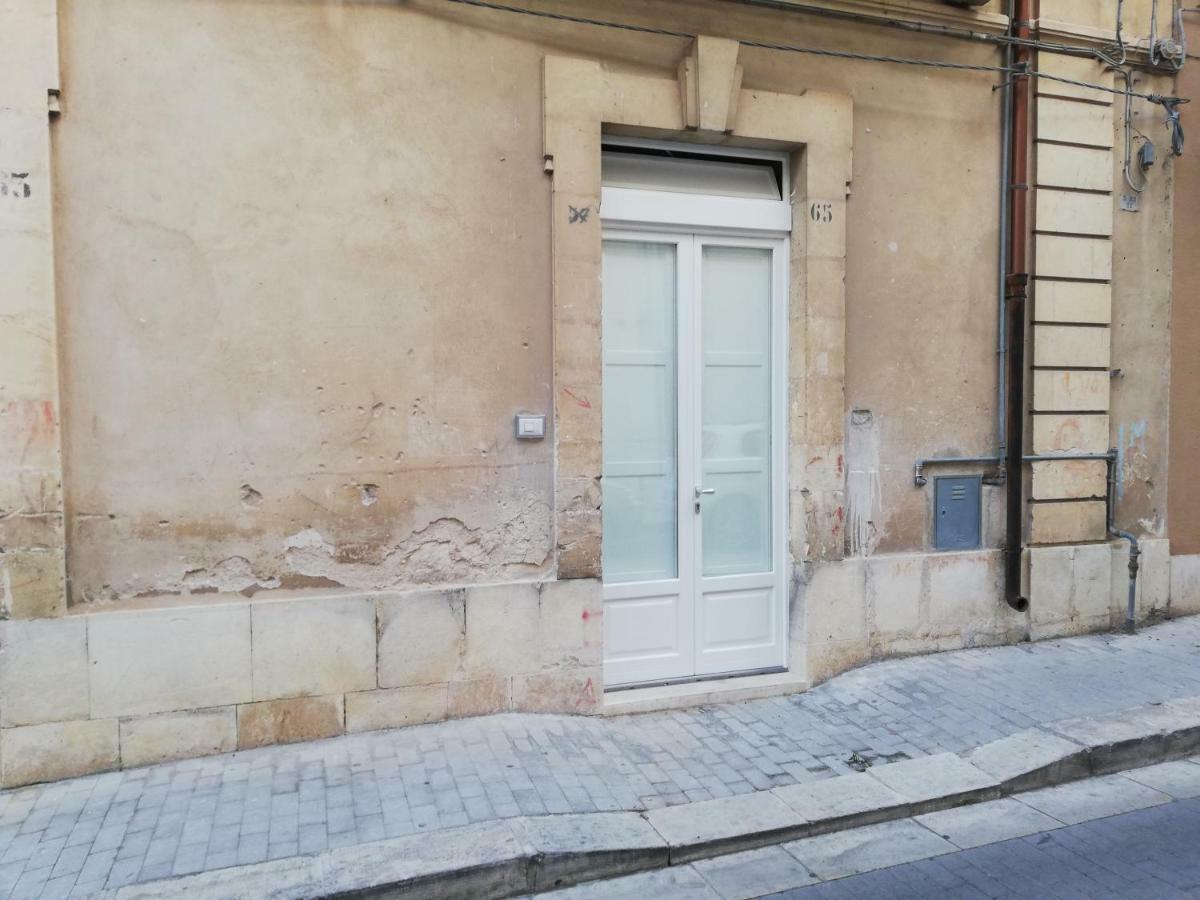 Triskelion Apartman Scicli Kültér fotó